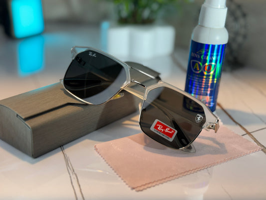 Luxury Meets Performance – Ferrari × Ray-Ban Limited Edition