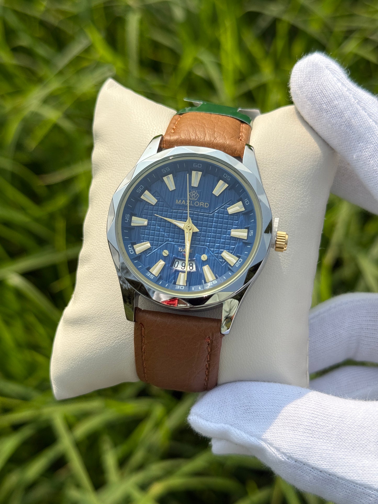 MAXLORD প্রিমিয়াম ওয়াচ– 100% Waterproof – বৃষ্টি, সাঁতার বা হঠাৎ স্প্ল্যাশ—কোনো দুশ্চিন্তা নয়