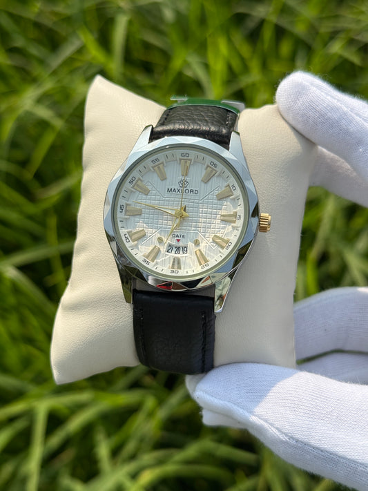 MAXLORD প্রিমিয়াম ওয়াচ– 100% Waterproof – বৃষ্টি, সাঁতার বা হঠাৎ স্প্ল্যাশ—কোনো দুশ্চিন্তা নয়