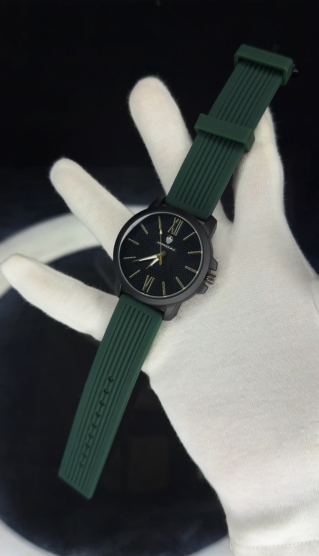 স্টাইল ও আরামের সুন্দর সমন্বয়—𝐉𝐨𝐬𝐝𝐞𝐜 𝐖𝐚𝐭𝐜𝐡