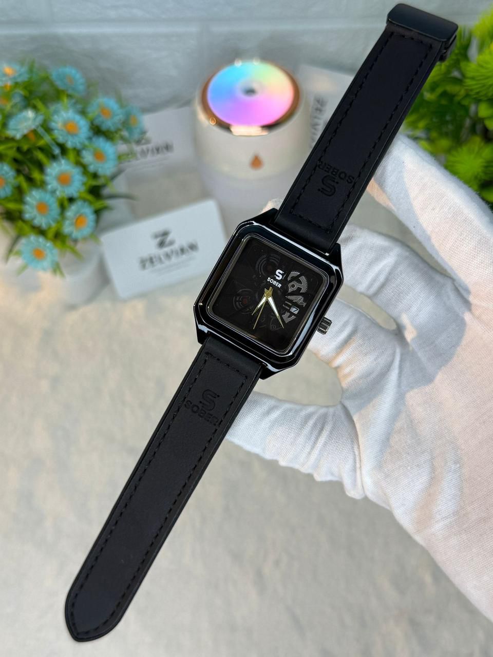 𝐏𝐫𝐞𝐦𝐢𝐮𝐦 𝐌𝐚𝐠𝐧𝐞𝐭𝐢𝐜 𝐒𝐭𝐫𝐚𝐩 𝐖𝐚𝐭𝐜𝐡 𝐰𝐢𝐭𝐡 𝐃𝐚𝐭𝐞 𝐃𝐢𝐬𝐩𝐥𝐚𝐲